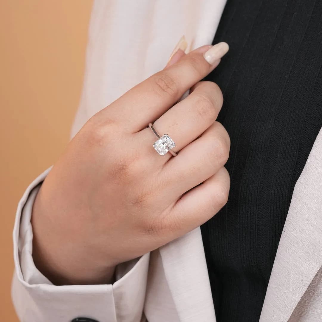 Buy Lab Grown Solitaire Engagement Rings Online
