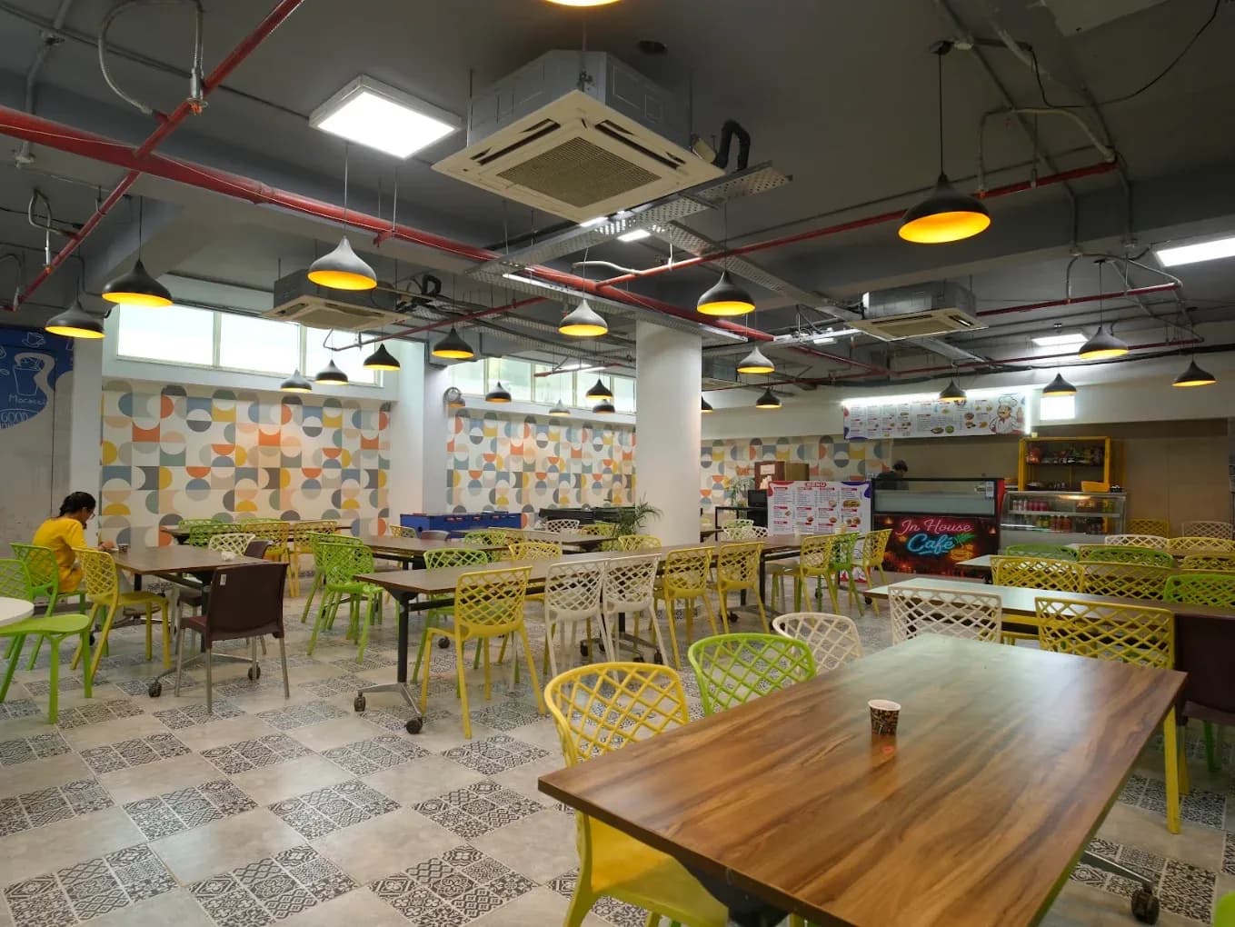 Expanding to Pune? Start in a Coworking Space in Pune
