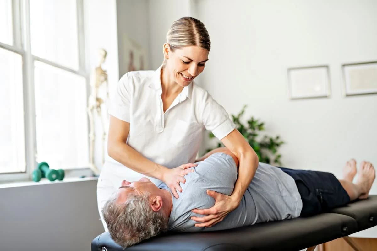 Knee Pain and Chiropractic Care? / 2026 Knee Pain Relief 
