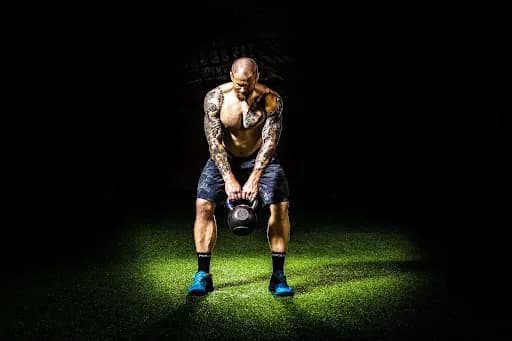 3 Essential Fitness Modeling Tips to Build a Standout Portfolio