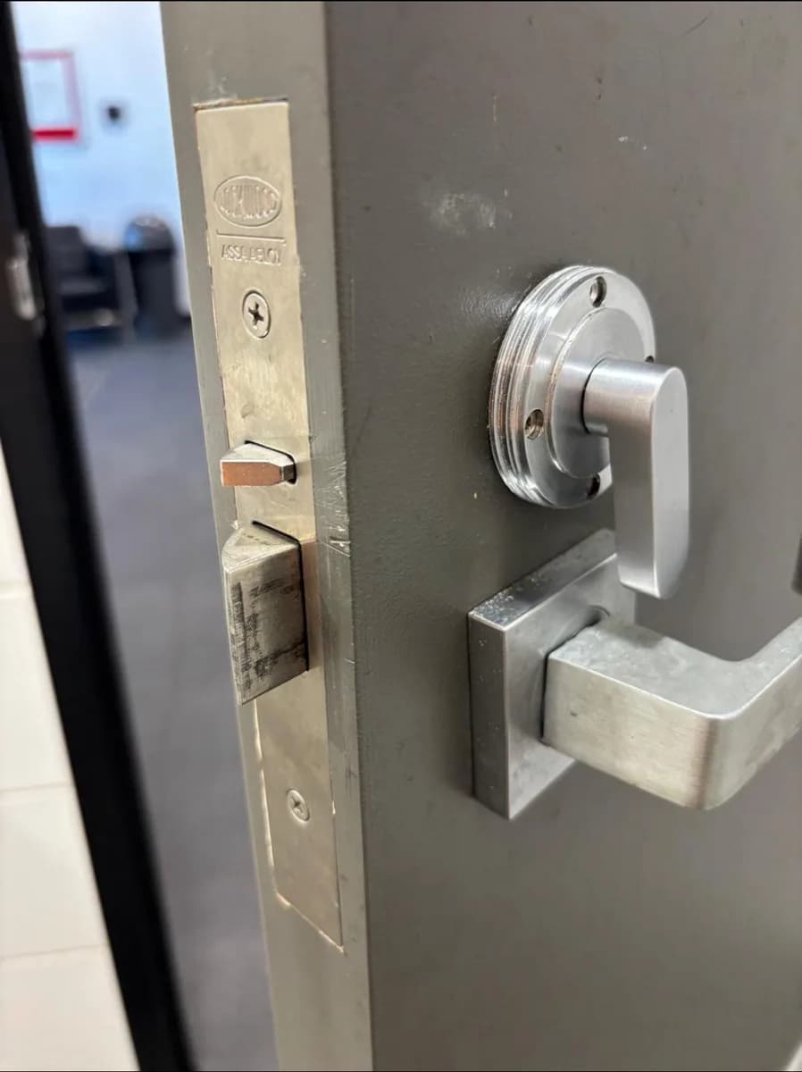 Automotive Locksmiths in Point Cook