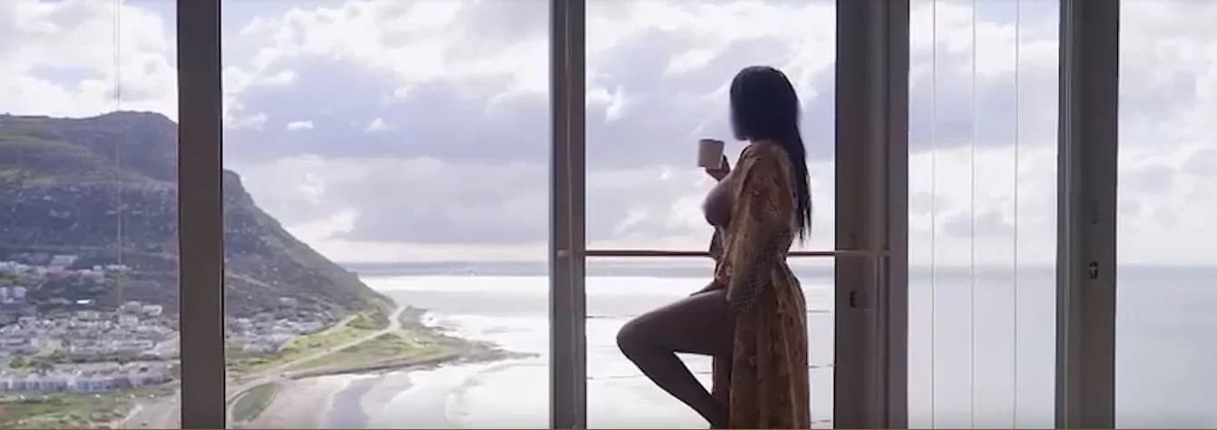 Luxury Independent Escort – Elegant, Intelligent & Discreet