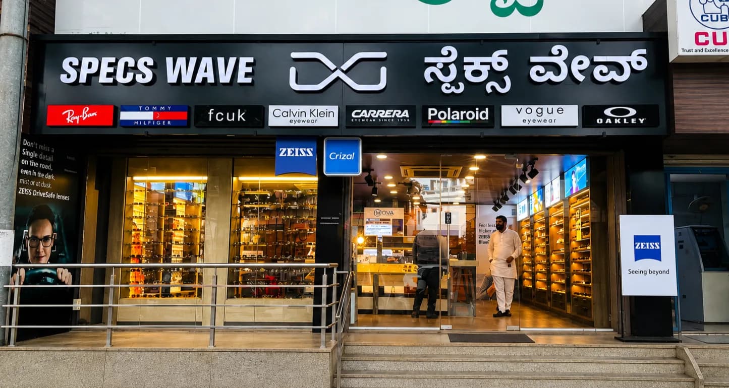 Buy Branded Eyewears in Tumakuru at Specs Wave