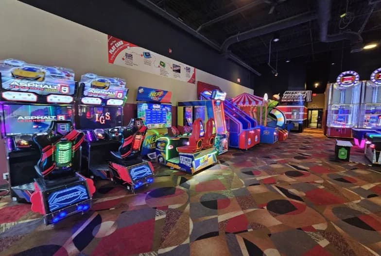 Enjoy Fun at a Family-Friendly Arcade in Oakville