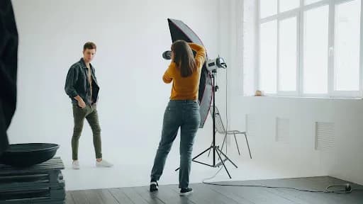 Top Tips for Building a Successful Commercial Modeling Career