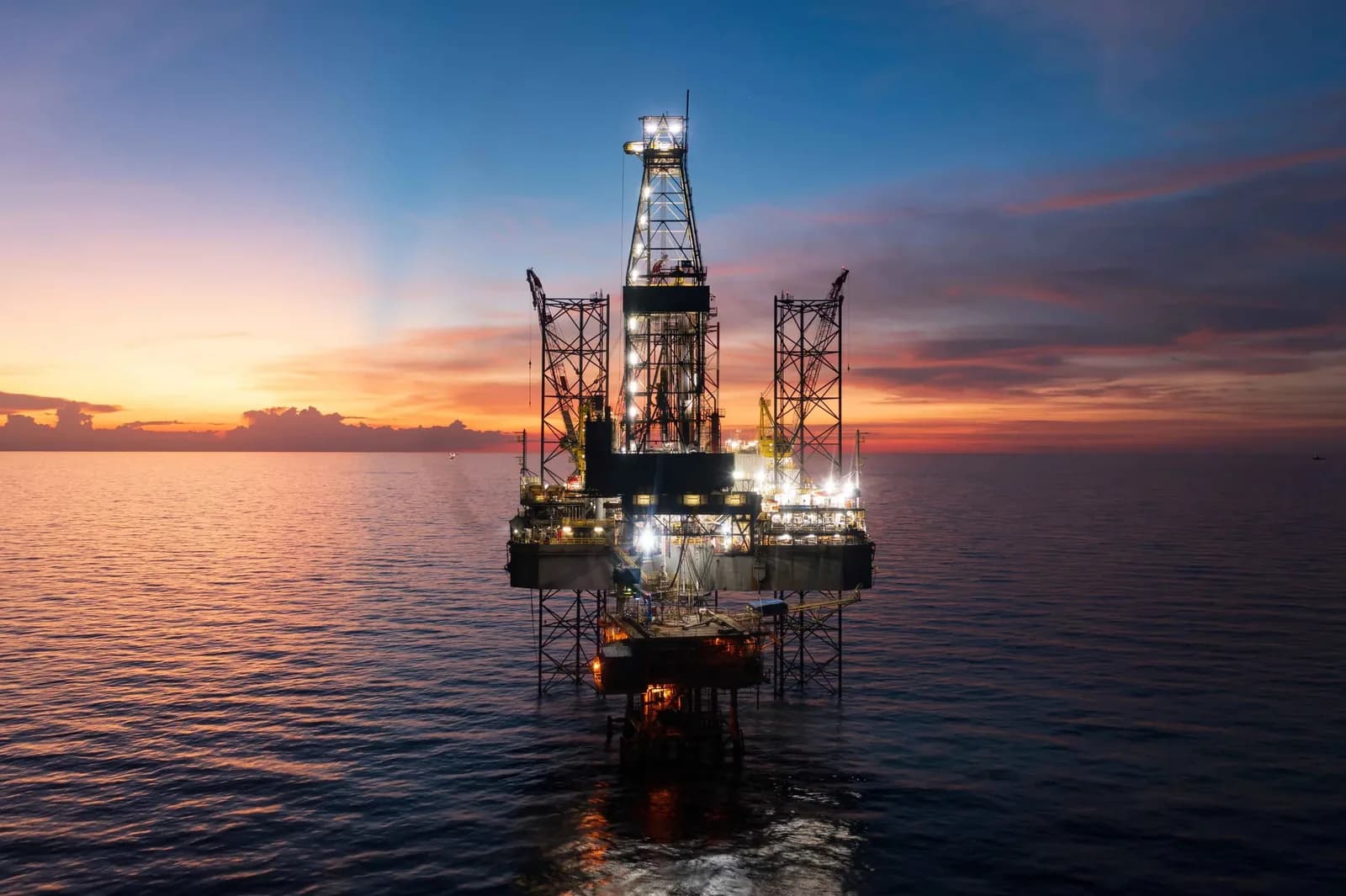 Specialized Oem Solutions for Defence and Naval Applications