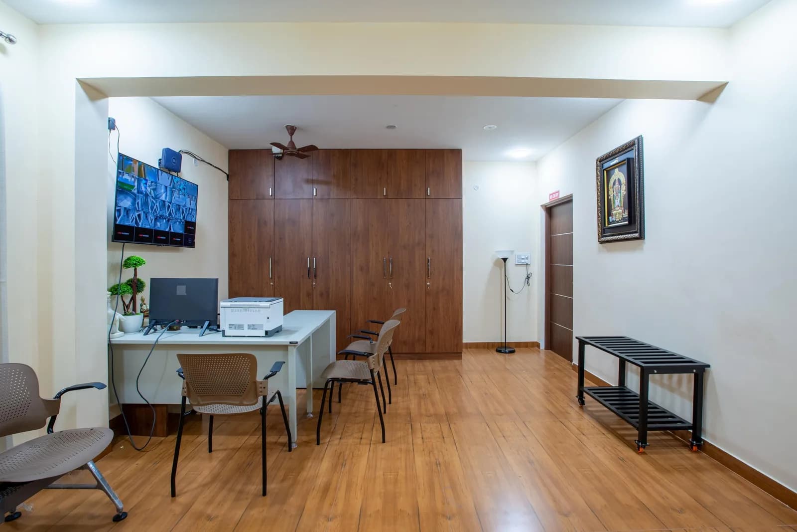 Corporate Room Booking in Coimbatore | Mugundan's Smart Stay