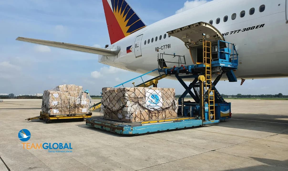 Air Forwarding Services with Ex-Works and Door Delivery