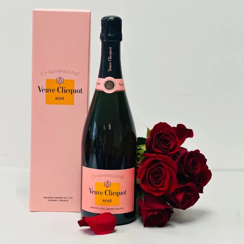 Thoughtful Wine Gift Sets for Her She’ll Truly Enjoy
