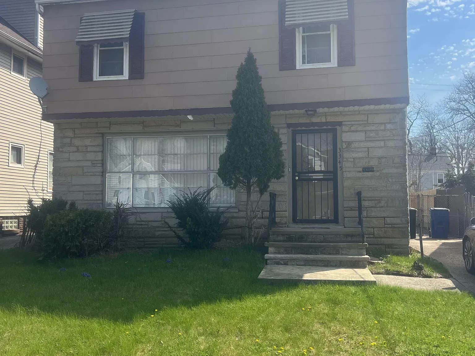 3345 E 146th St, Cleveland, OH 44120-3BR-$500MONTHLY