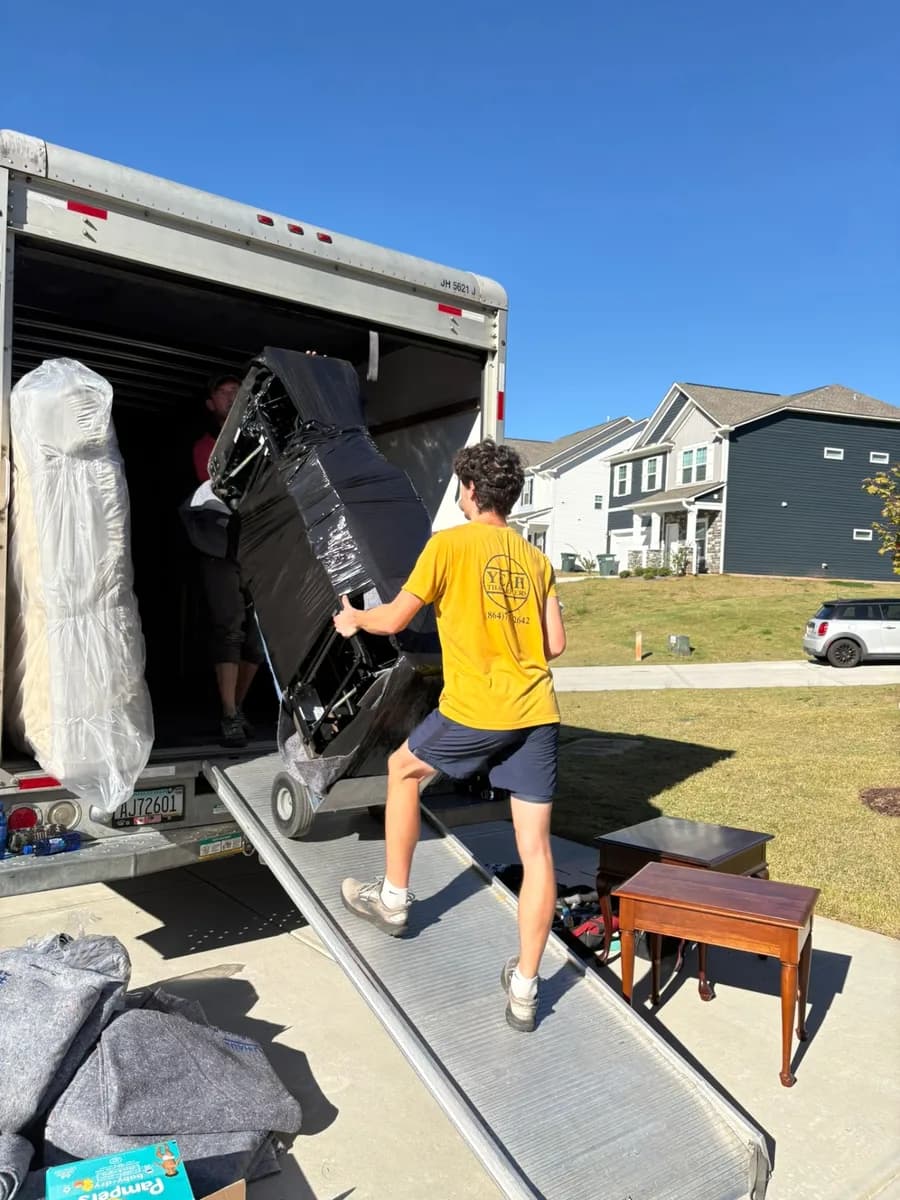 Get Reliable Long-Distance Movers by Yeah That Movers