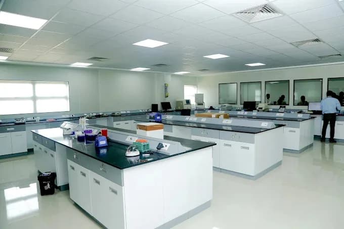 Pharma Lab Furniture & Clean Room Equipment Supplier in India