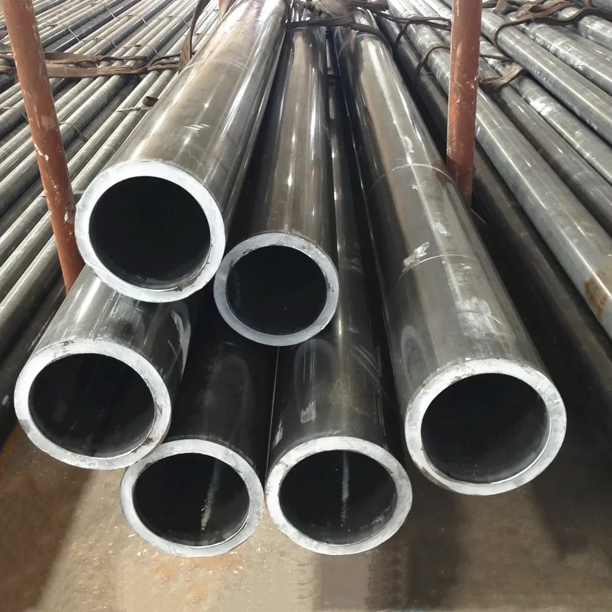 Quality Carbon Steel Pipes for Oil, Gas and Infrastructure 
