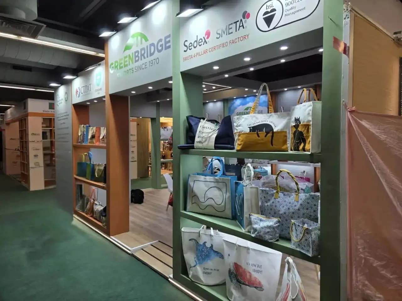 Custom Exhibition Stands for Frankfurt Trade Fairs