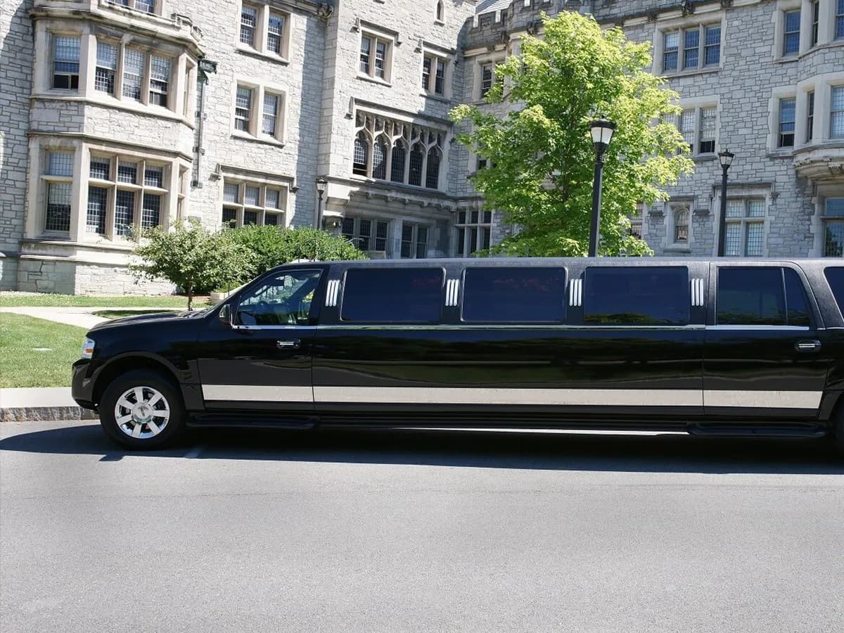 Make Every Journey Comfortable And Easy Rent A Limo In Denver