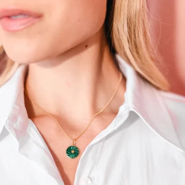 One Star Guilloché Pendant | L'Heritage Fine Jewelry 