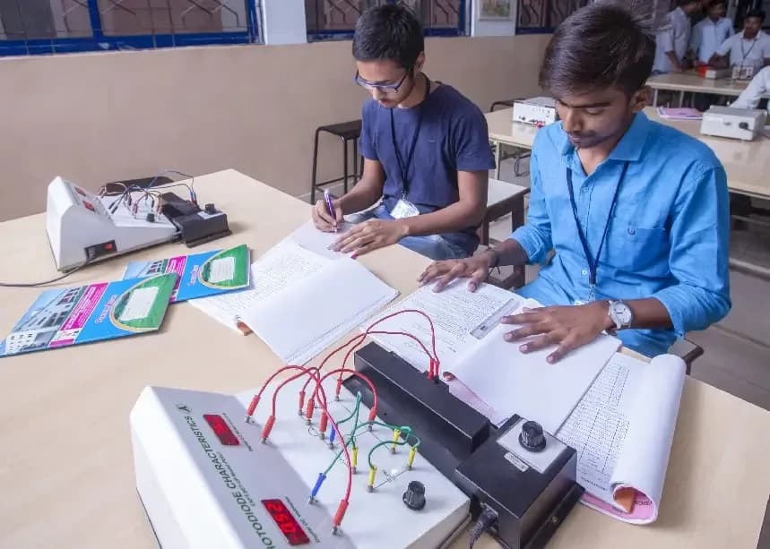Top Engineering Colleges in Karnataka for Bright Careers