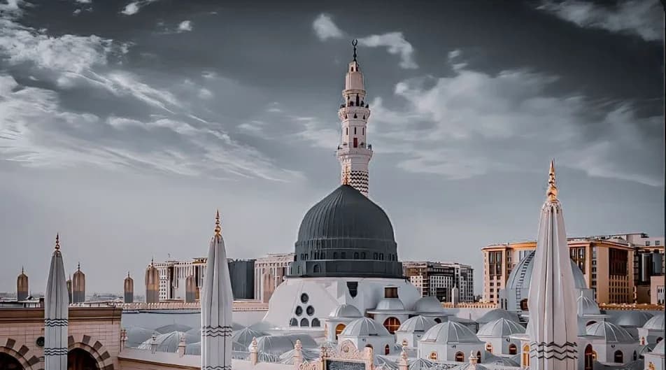 Need Affordable Umrah Packages from Leeds 2026? See Best Prices