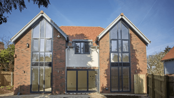 Professional Shopfront Installation Services in Glasgow, Edinburgh & Beyond