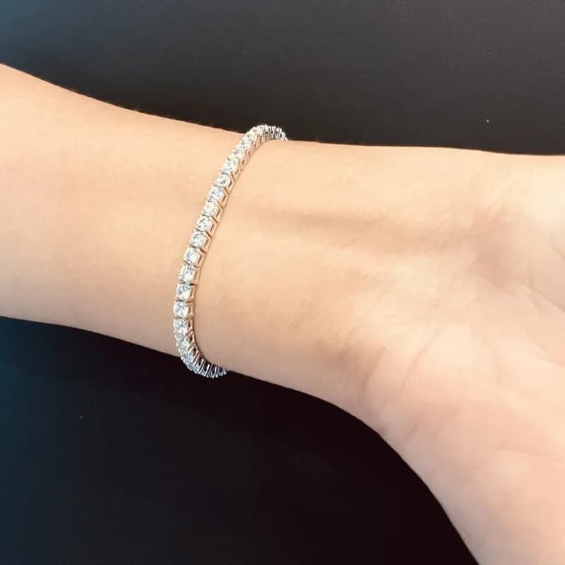 18ct White Gold 5.00ct Claw Set Diamond Tennis Bracelet