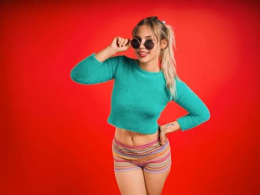 Practical Habits Every Beginner Fashion Model Should Build | Maps Studio