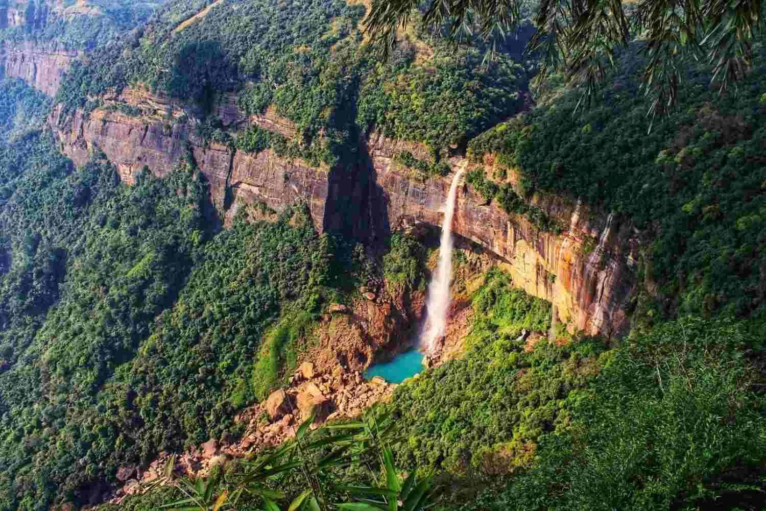 Mesmerising Meghalaya Tour Package – Explore Shillong, Cherrapunji & Dawki