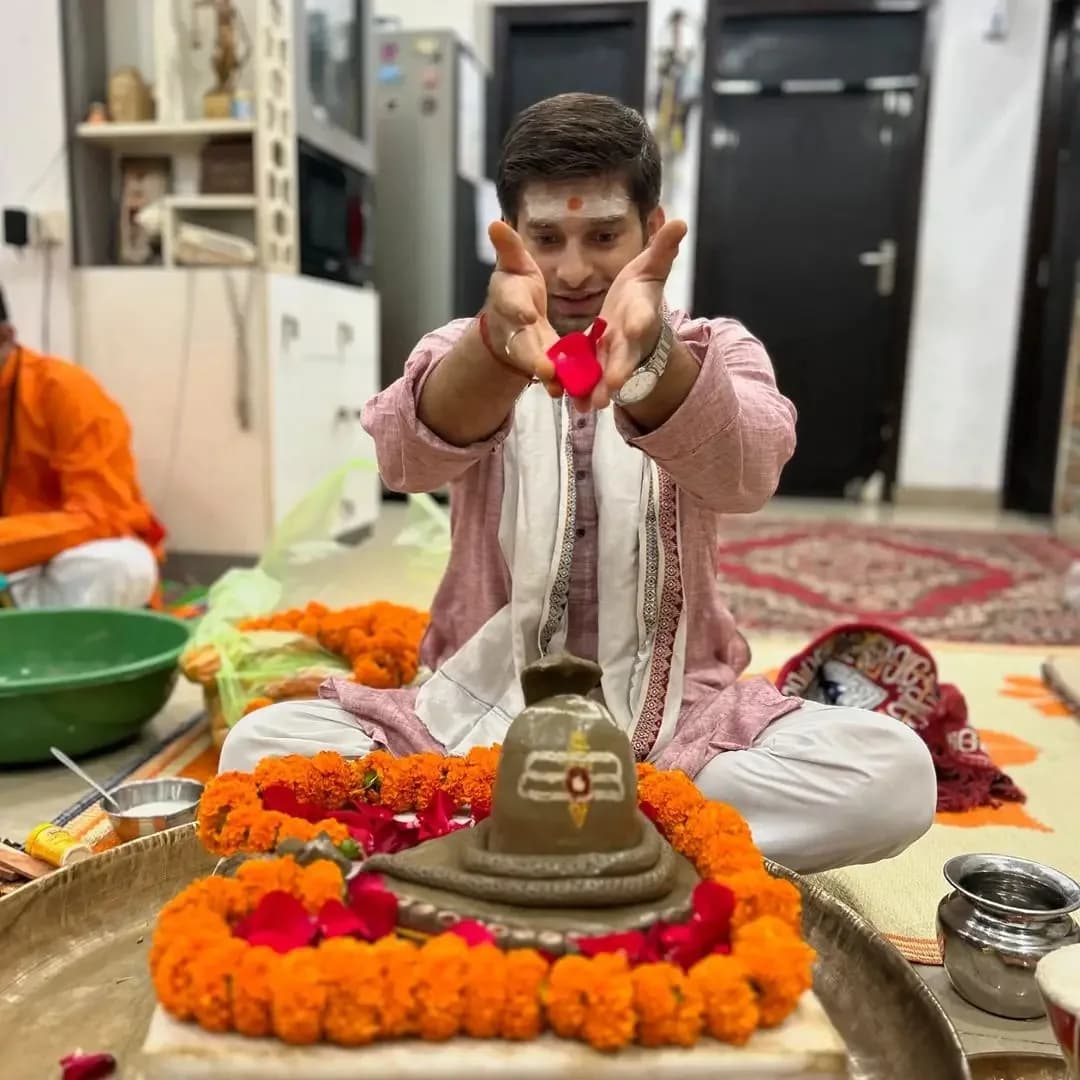 Rudrabhishek Puja in Greater Noida West for Traditional Worship