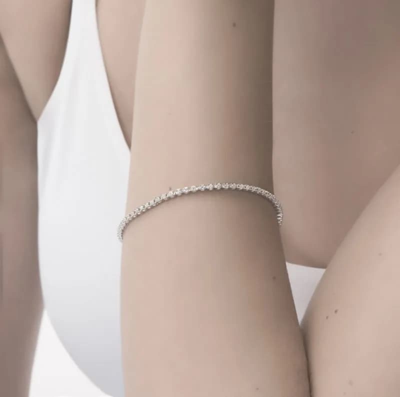18ct White Gold stunning 1.00ct Diamond Tennis Bracelet