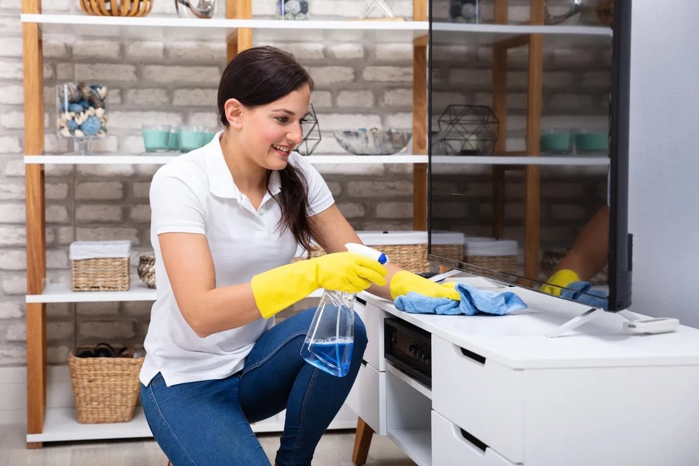 Move Out Without the Hassle with End of Lease Cleaning in Maidstone