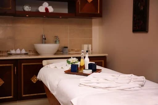 Essential Massage Accessories Every Therapist Should Have