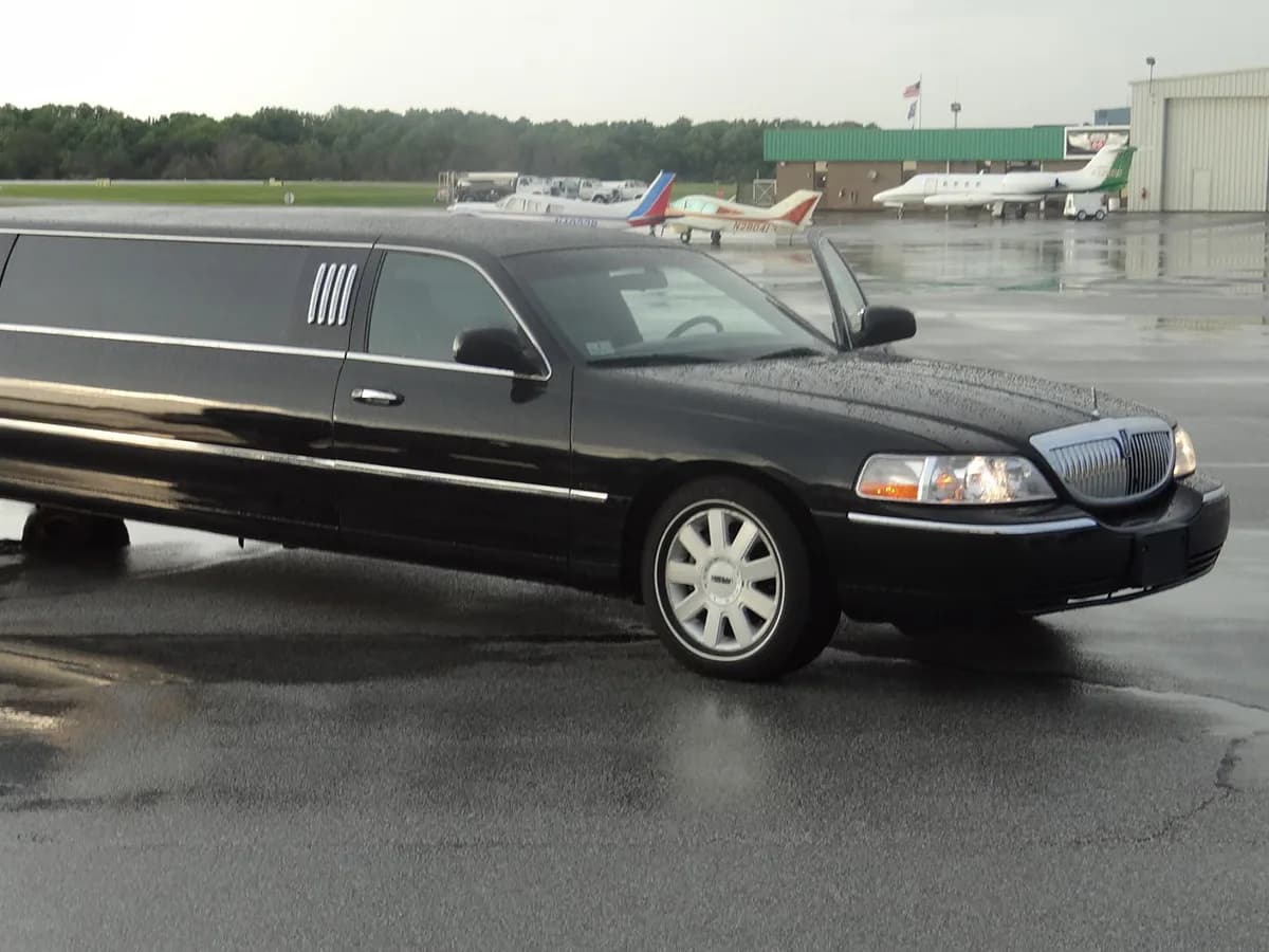 Reliable Travel Options With Limo Companies in Denver